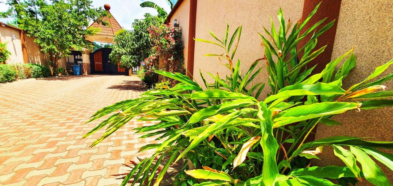 Goodhope 3-Bedroom Vacation Rental アルーシャ エクステリア 写真